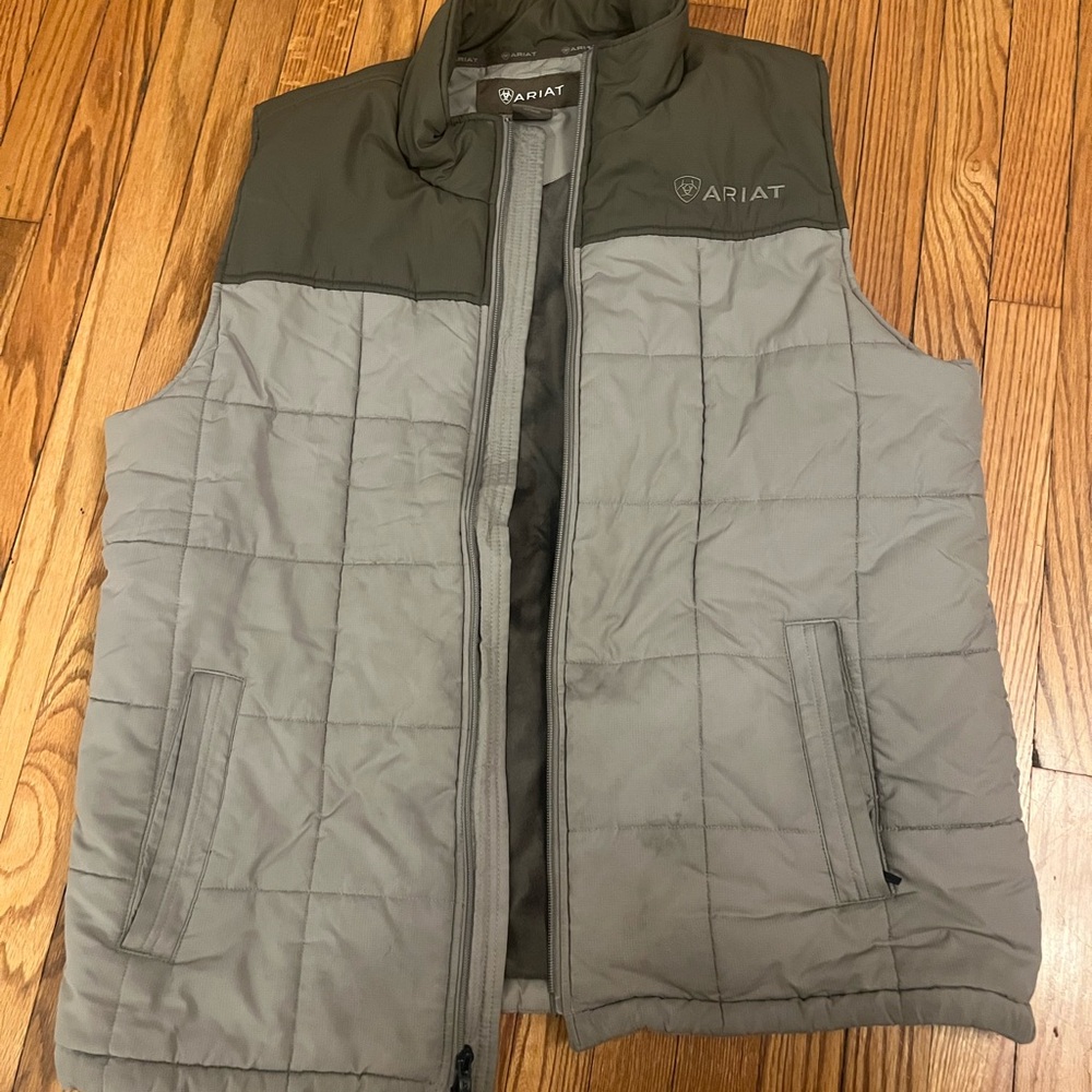 Ariat Men's Olive and Gray Quilted Vest